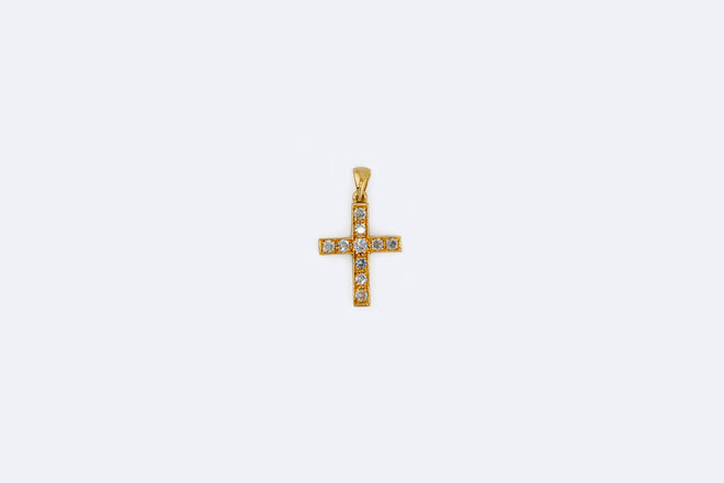 Ciondolo croce in oro giallo con diamanti